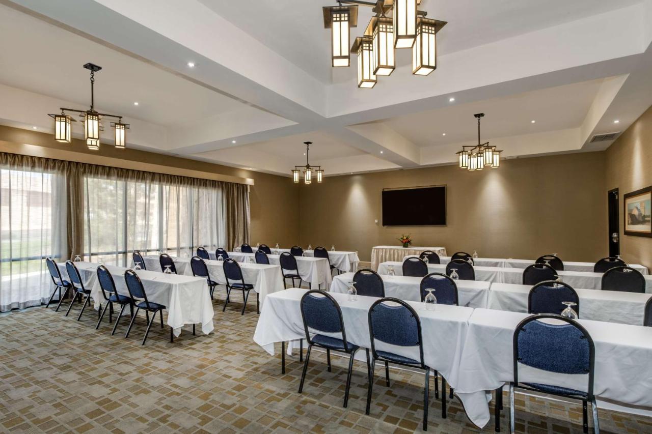 Best Western Plus Boulder Inn Business photo
