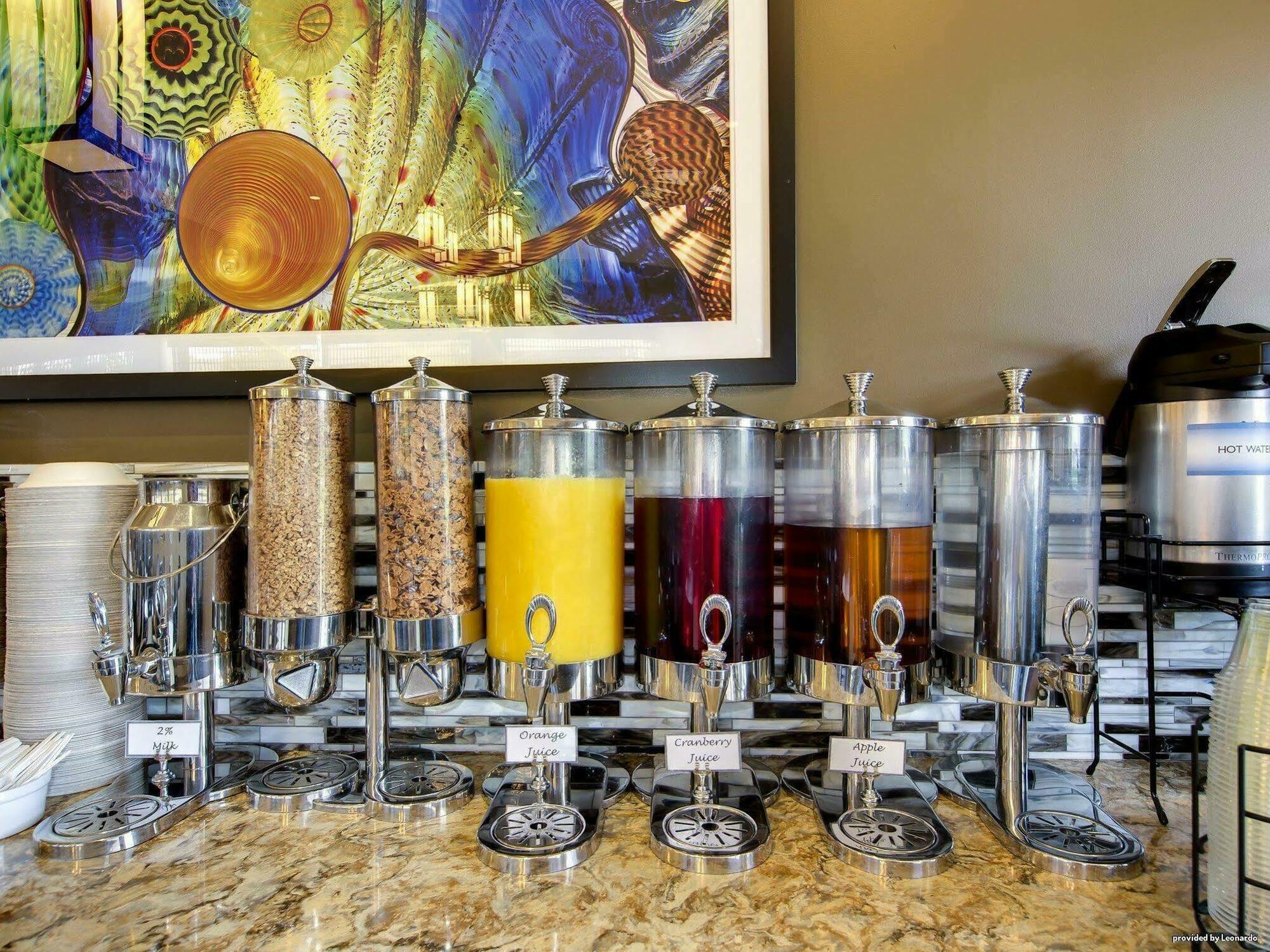 Best Western Plus Boulder Inn Restaurant photo